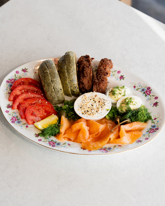 Yans Deli smoked Salmon Platter